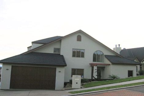 Photo of property in 27 Brooke Ridge Rise, East Tamaki Heights, Auckland, 2016