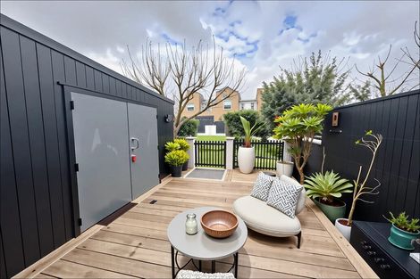 Photo of property in 17 Isitt Road, Hobsonville, Auckland, 0616