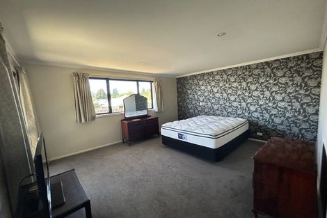 Photo of property in 33 Meadowstone Drive, Wanaka, 9305