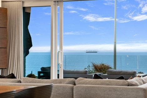 Photo of property in 192 Marine Parade, Mount Maunganui, 3116