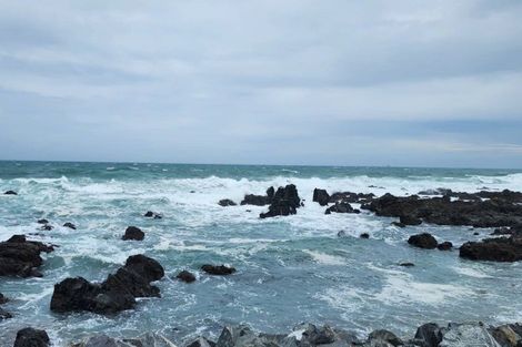 Photo of property in 10a Rarangi Way, Owhiro Bay, Wellington, 6023