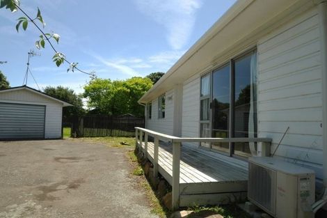 Photo of property in 43 Arawhata Road, Paraparaumu, 5032