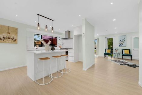 Photo of property in 3 Mimosa Place, Half Moon Bay, Auckland, 2012