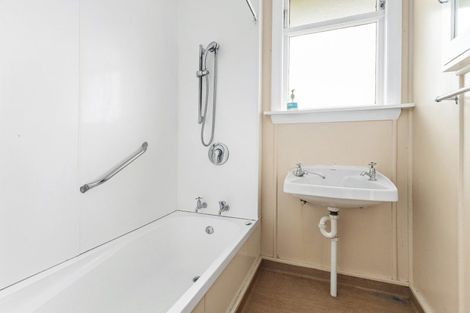 Photo of property in 80 High Street, Waimate, 7924