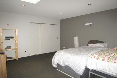 Photo of property in 17 Peregrine Place, Kinloch, Taupo, 3377