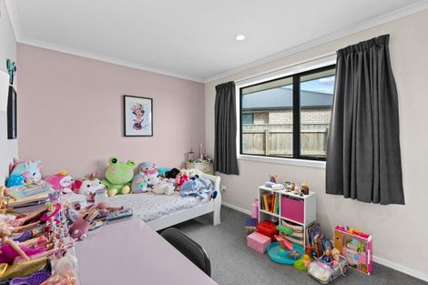 Photo of property in 1 Mitre Way, Solway, Masterton, 5810