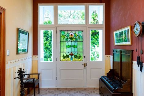 Photo of property in 11 Hukarere Road, Bluff Hill, Napier, 4110