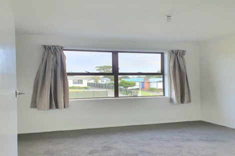 Photo of property in 19 Glen Norman Avenue, Henderson, Auckland, 0610
