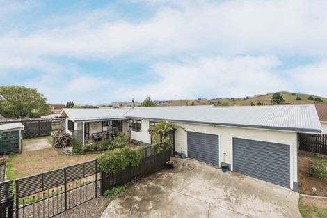 Photo of property in 24 Martin Avenue, Wakefield, 7025