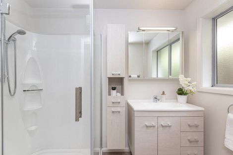 Photo of property in 2/149 Wairakei Road, Bryndwr, Christchurch, 8053