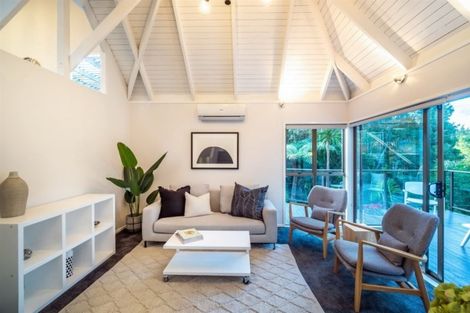 Photo of property in 27 Le Roy Terrace, Birkenhead, Auckland, 0626