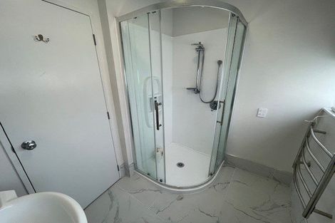 Photo of property in 6/19 Ocean View Road, Hillcrest, Auckland, 0627