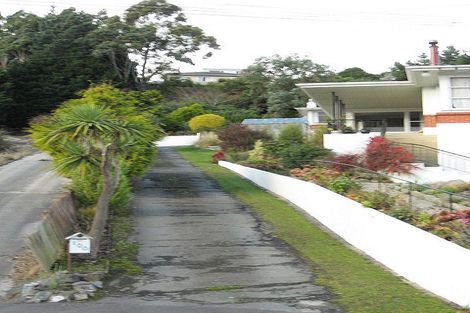 Photo of property in 100 Hocken Street, Kenmure, Dunedin, 9011