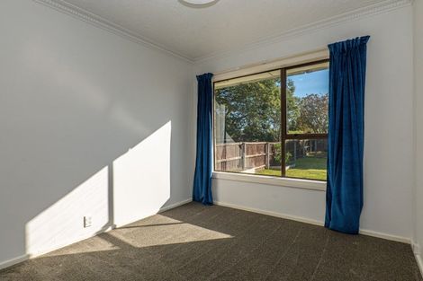 Photo of property in 10 Masham Road, Broomfield, Christchurch, 8042