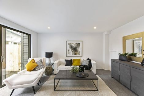 Photo of property in 14c Ropata Avenue, Point England, Auckland, 1072