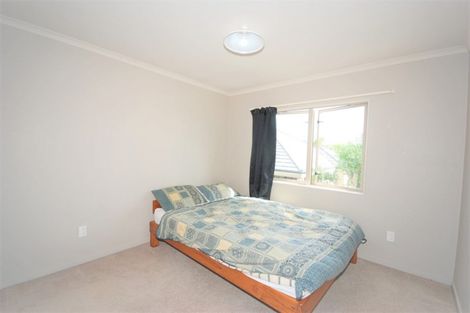 Photo of property in 28 Terracotta Drive, Blockhouse Bay, Auckland, 0600