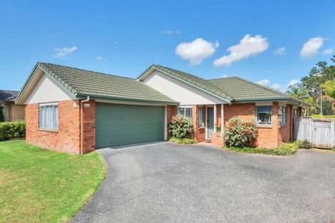 Photo of property in 81 Hillwell Drive, Henderson, Auckland, 0612