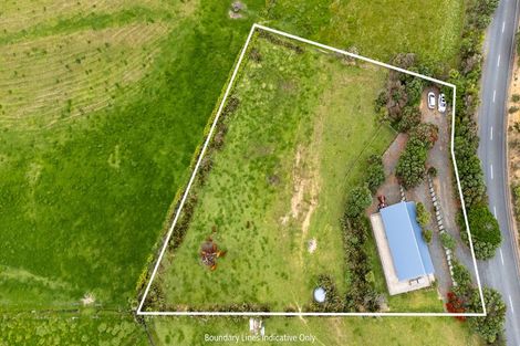 Photo of property in 168 Rockell Road, Whananaki, Hikurangi, 0181