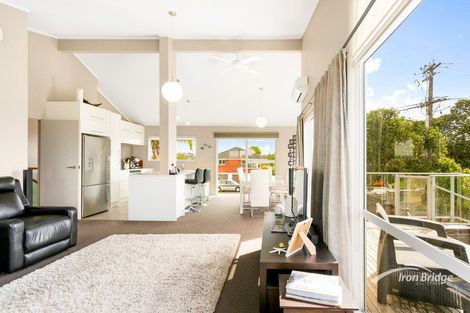 Photo of property in 3/108 East Coast Road, Forrest Hill, Auckland, 0620