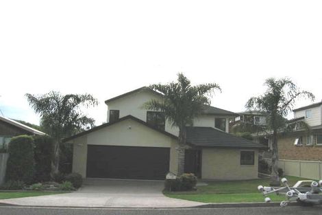 Photo of property in 20 Waiake Street, Torbay, Auckland, 0630