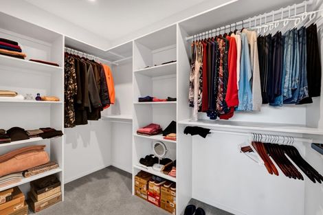 Photo of property in 20a Turakina Street, Merrilands, New Plymouth, 4312