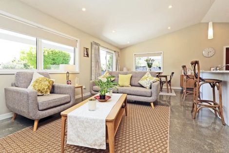 Photo of property in 24a Margaret Avenue, Havelock North, 4130