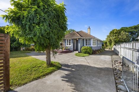 Photo of property in 32 Palmerston Road, Havelock North, 4130