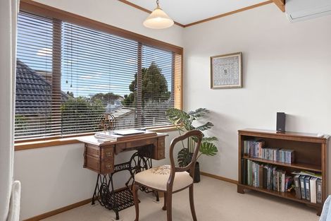 Photo of property in 10/16 Mahara Avenue, Birkenhead, Auckland, 0626