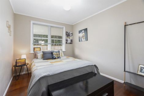 Photo of property in 3 Crompton Road, Massey, Auckland, 0614