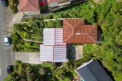 Photo of property in 84 Newlands Road, Newlands, Wellington, 6037