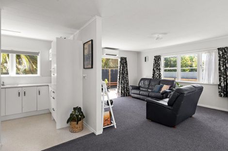 Photo of property in 52-56 Taradale Road, Marewa, Napier, 4110