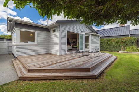 Photo of property in 229 Springfield Road, St Albans, Christchurch, 8014