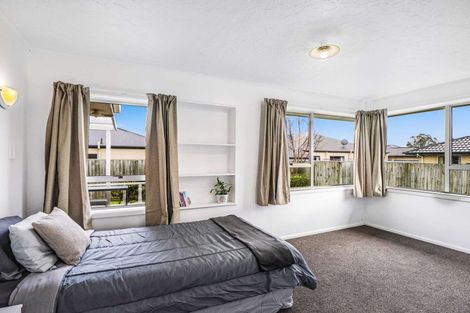 Photo of property in 402 Yaldhurst Road, Russley, Christchurch, 8042