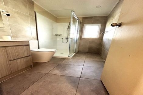 Photo of property in 40 Beaumonts Way, Manurewa, Auckland, 2102