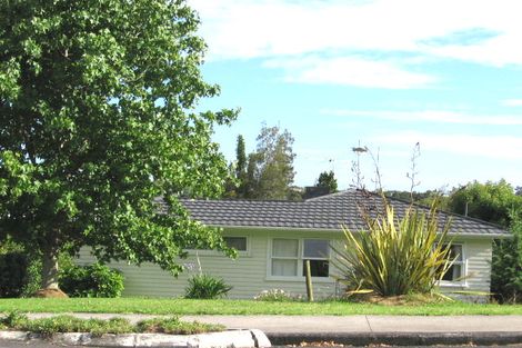 Photo of property in 23 Alton Avenue, Hillcrest, Auckland, 0627