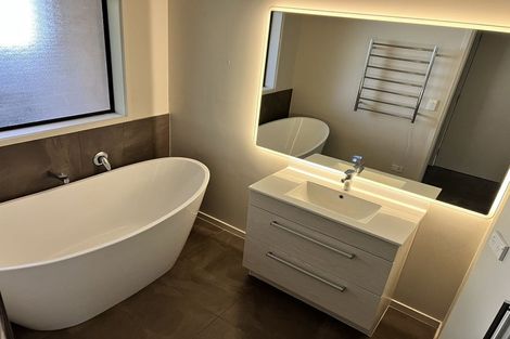 Photo of property in 13 Kimberly Grove, Greenhithe, Auckland, 0632