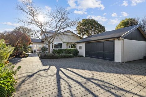 Photo of property in 19 Weston Road, St Albans, Christchurch, 8052