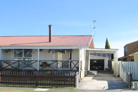 Photo of property in 2/6 William Booth Grove, Trentham, Upper Hutt, 5018