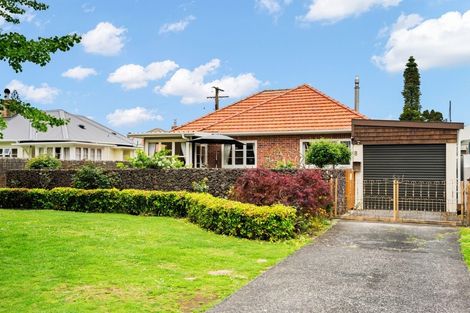 Photo of property in 8 Wairere Avenue, Kensington, Whangarei, 0112