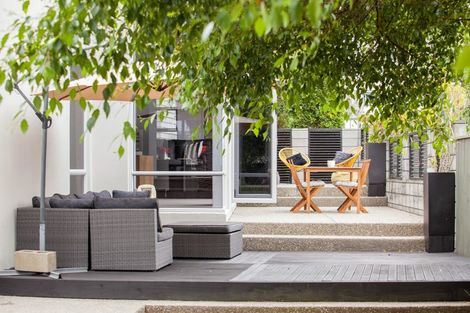 Photo of property in 41 Lorna Street, Lynmouth, New Plymouth, 4310