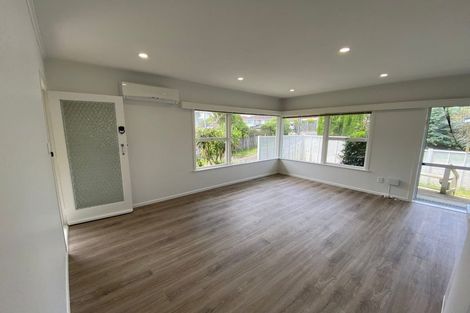 Photo of property in 2/59 Shakespeare Road, Milford, Auckland, 0620