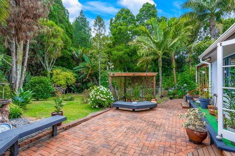 Photo of property in 13 Awaruku Road, Torbay, Auckland, 0630