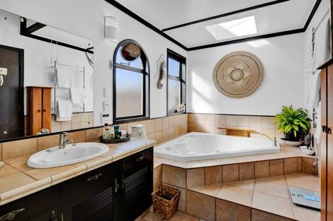 Photo of property in 15 Kowhai Street, Hawera, 4610