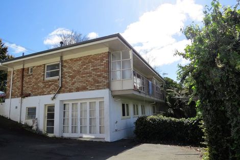 Photo of property in 30 Hillcrest Road, Hillcrest, Hamilton, 3216