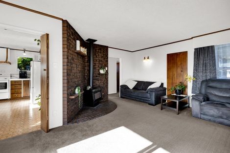 Photo of property in 21 Villa Place, Bell Block, New Plymouth, 4312