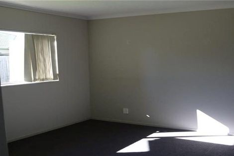 Photo of property in 70b Kayes Road, Pukekohe, 2120
