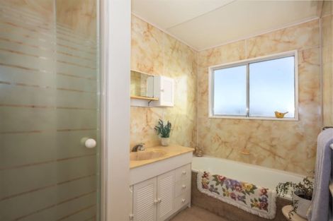 Photo of property in 33 Truscott Avenue, Johnsonville, Wellington, 6037