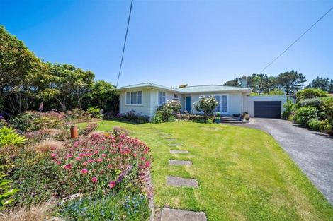 Photo of property in 48 Ramanui Avenue, Hawera, 4610