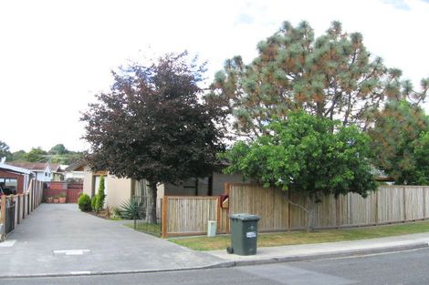 Photo of property in 32 Roband Crescent, Brown Owl, Upper Hutt, 5018