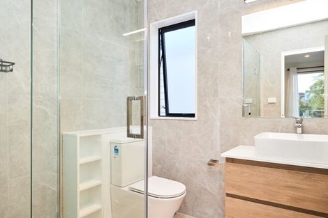 Photo of property in 36c Eastern Beach Road, Bucklands Beach, Auckland, 2012